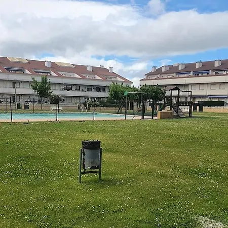 Con Piscina Privada No Mascotas Lägenhet *